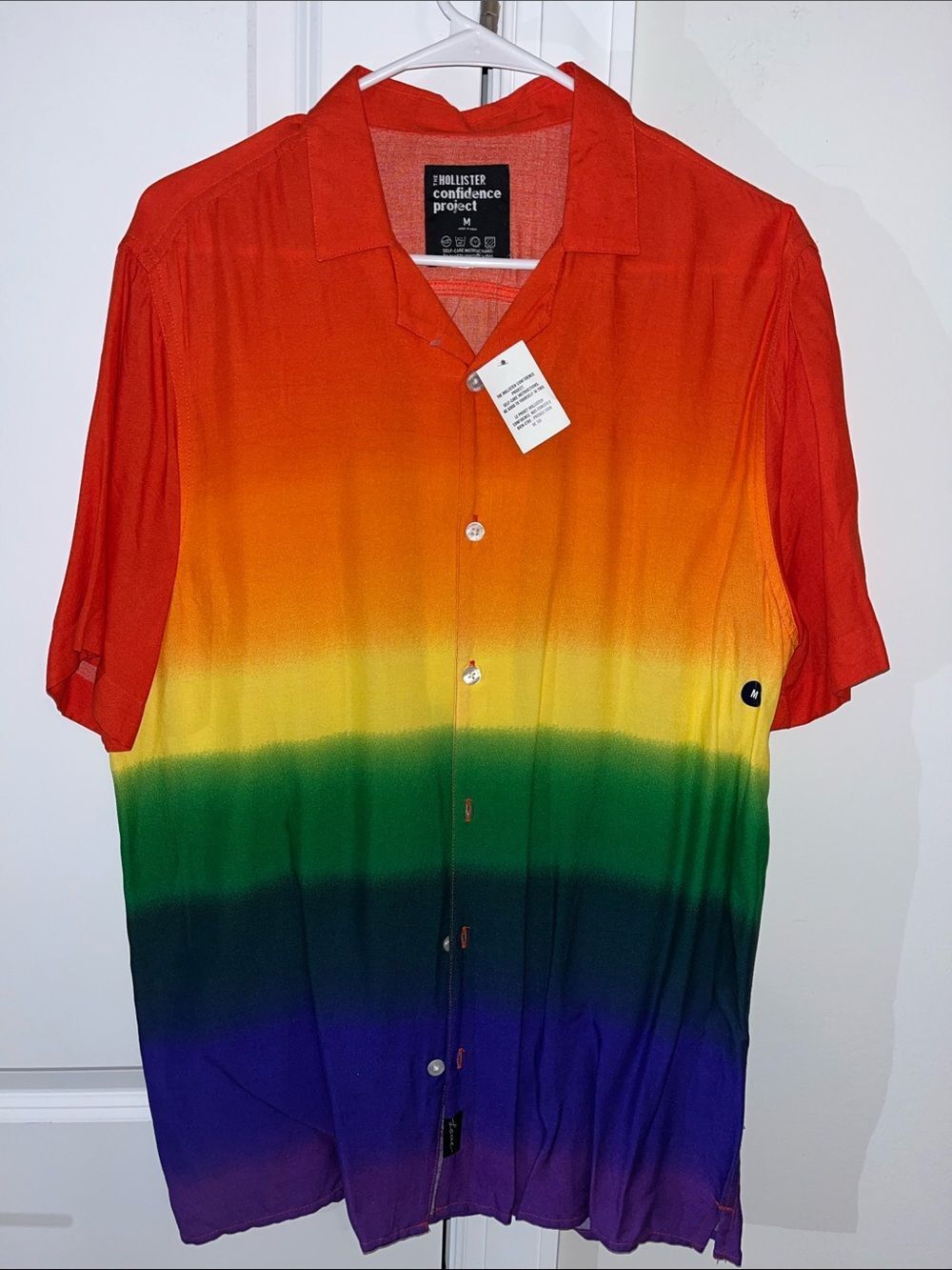 New Hollister Confidence Project Rainbow Hawaiian summer LGBT luau surf shirt M